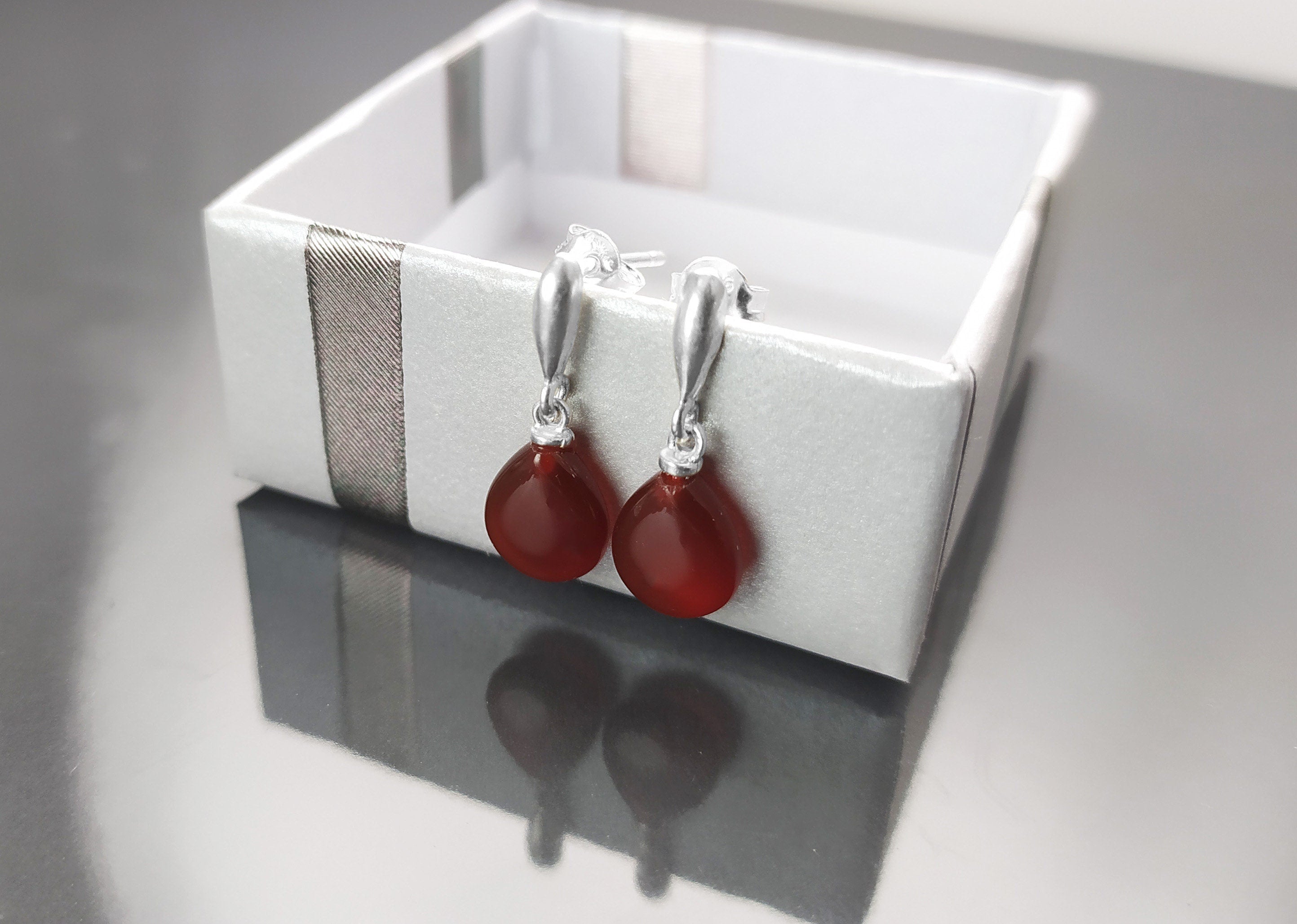 Red Stone 925 Earrings - Sterling Silver - Stud Drop Earrings - Brown Red Stones Modern Jewelry - Red Agate Silver Earrings - Dangly Agate