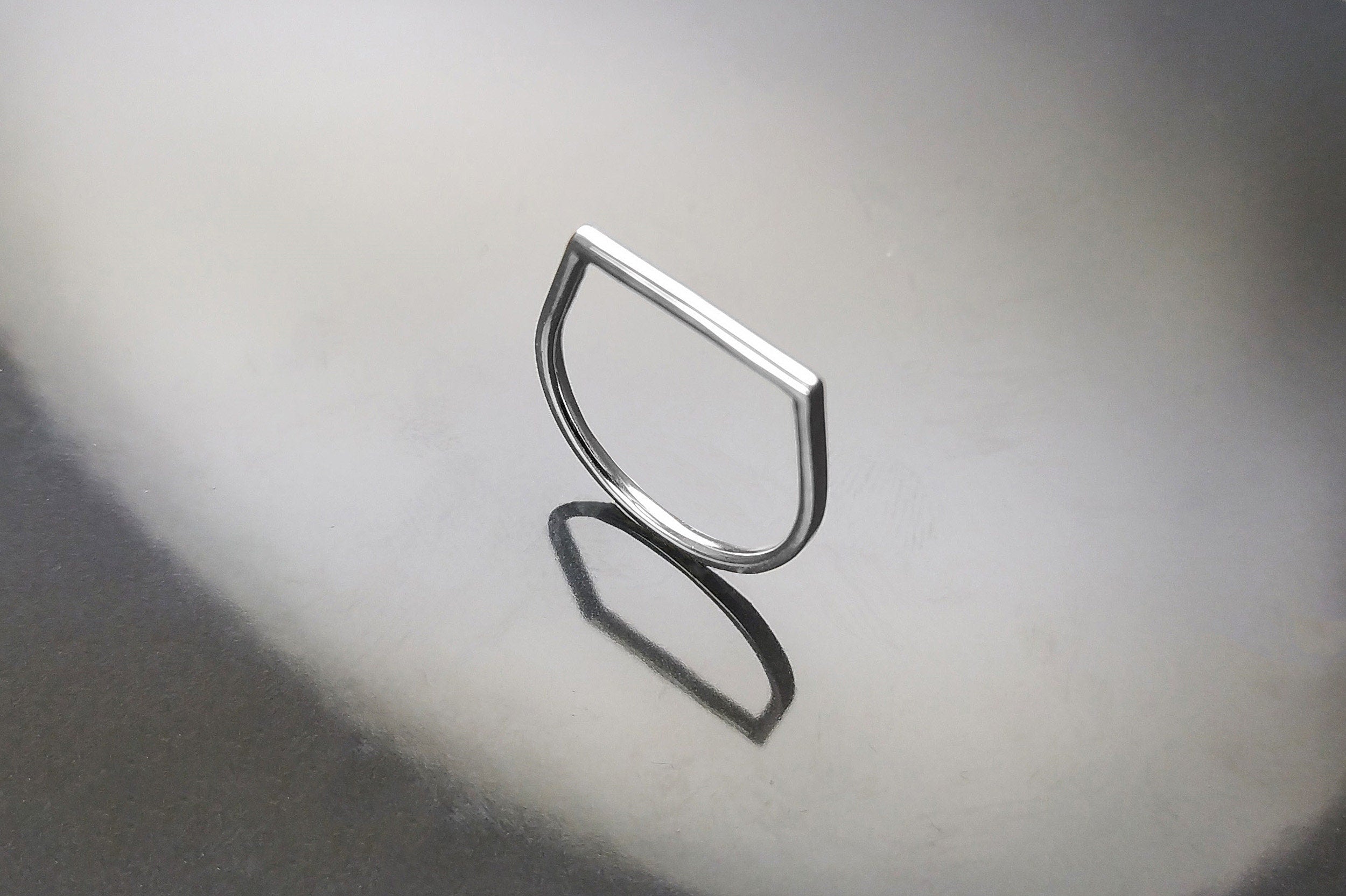 Barre band ring, sterling silver, Minimalist Ring, Thin Silver Ring, Horizontal Bar Ring, Dainty Modern Ring, Minimal Geometric Jewelry