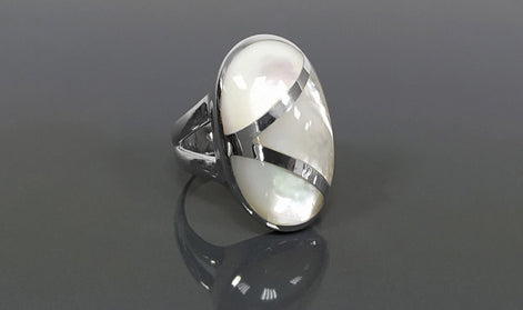 White Oval Ring, Sterling Silver, Genuine Mother of Pearl Shell, Oval Modern Design Ring, Original Geometric Stone Ring