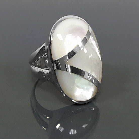 White Oval Ring, Sterling Silver, Genuine Mother of Pearl Shell, Oval Modern Design Ring, Original Geometric Stone Ring