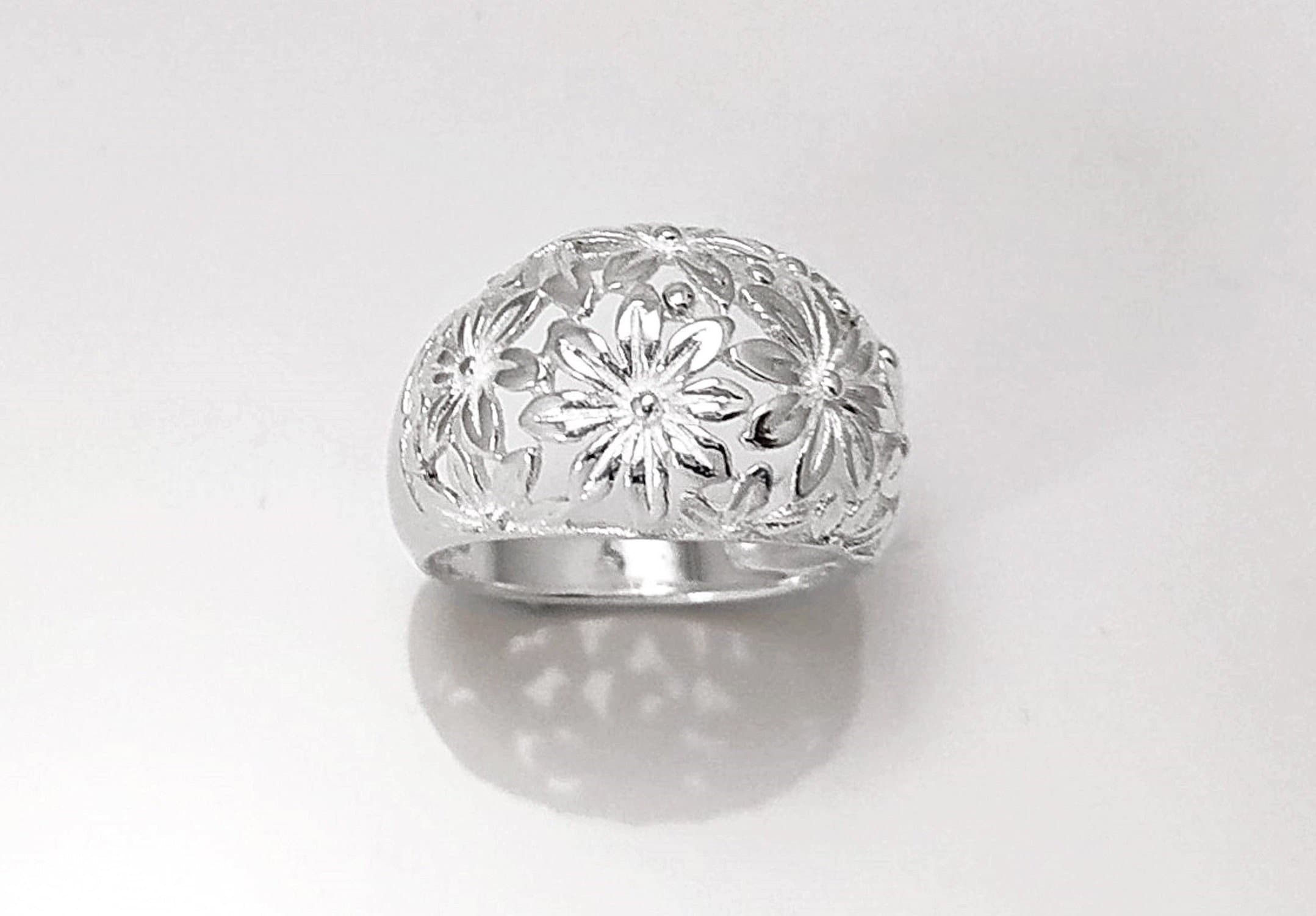 Daisy Flower Ring, Sterling Silver, Daisies Country Flowers Filigree Ring, Blossom Floral, Spring Summer Bloom Ring, Nature Jewelry