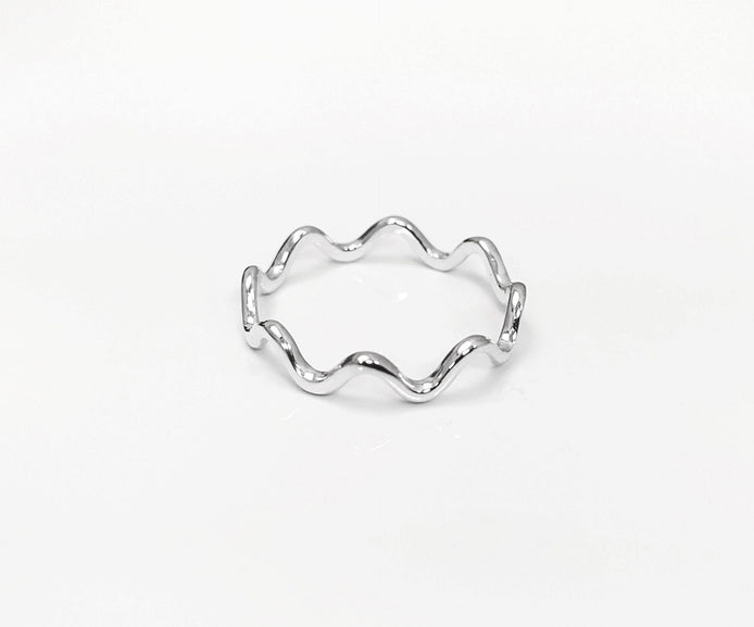 Wave Band Ring, Sterling Silver, Twisted Wavy Band, Waves ring, Wave Band Ring, Beat Ring, Twisty Ring, Undulating ring, Stackable Ring