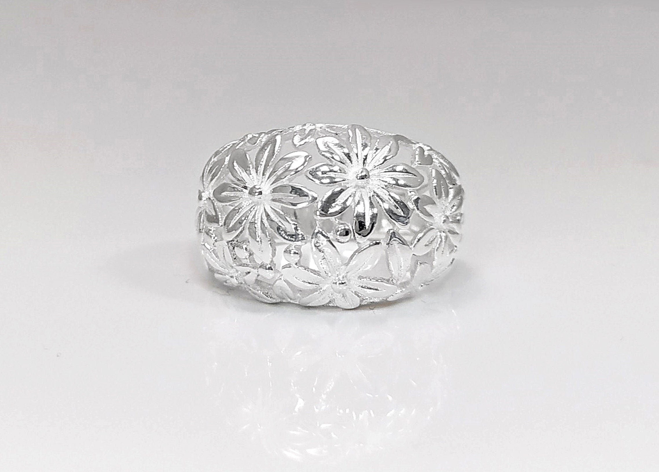 Daisy Flower Ring, Sterling Silver, Daisies Country Flowers Filigree Ring, Blossom Floral, Spring Summer Bloom Ring, Nature Jewelry