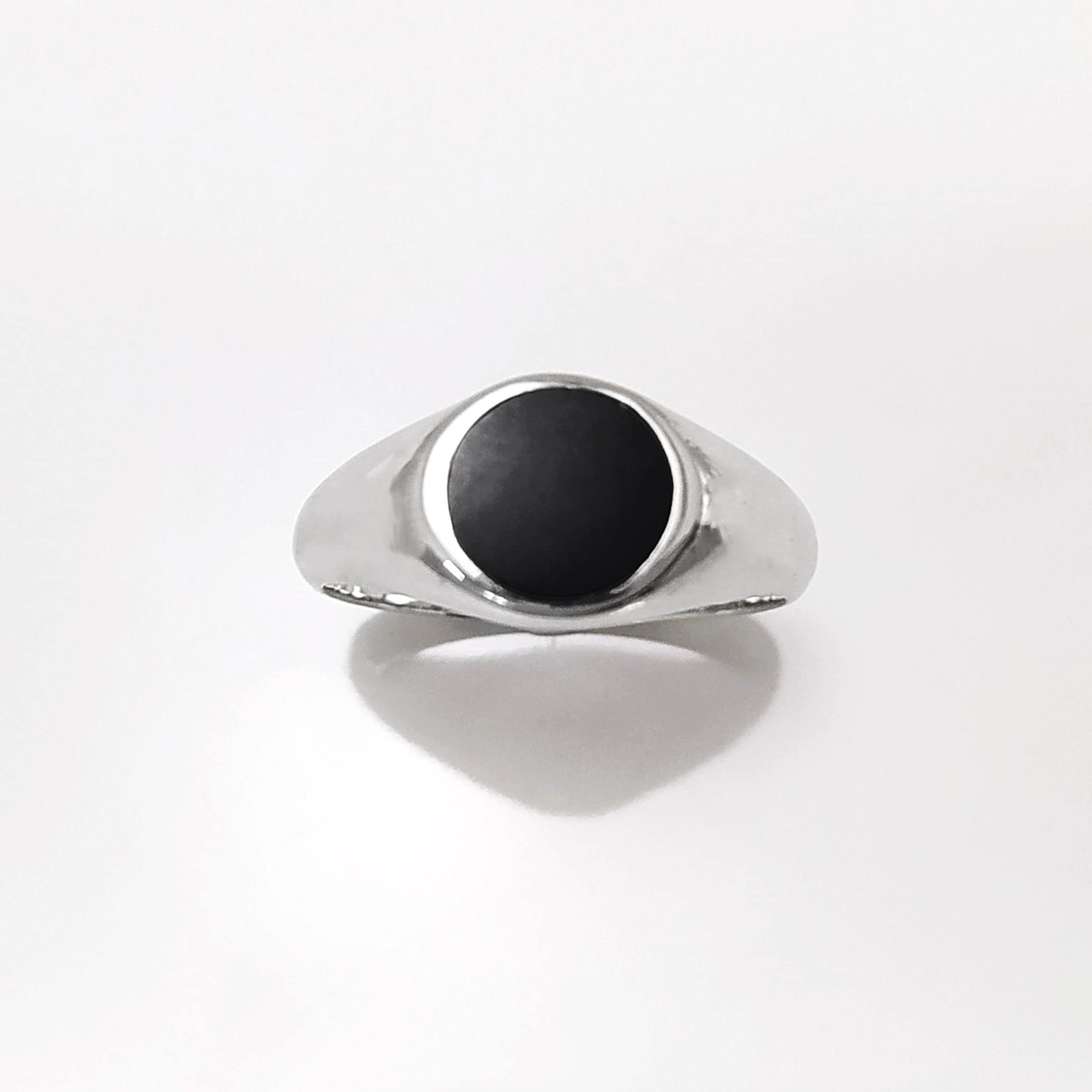 Round Signet Ring, Sterling Silver, Black Round Onyx Stone, Christmas gift, Pinky Signet Ring, Popular Unisex Jewelry