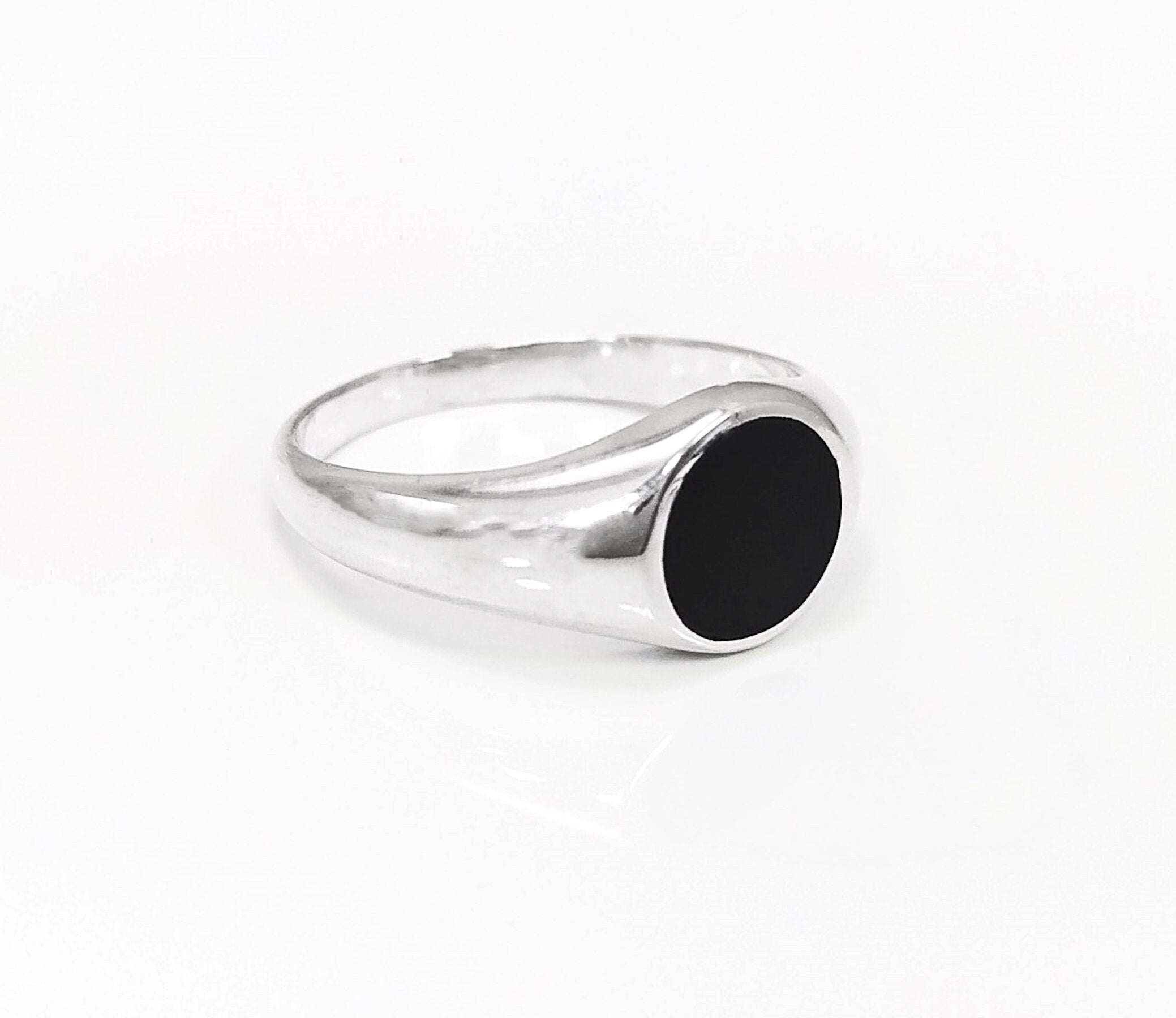 Round Signet Ring, Sterling Silver, Black Round Onyx Stone, Christmas gift, Pinky Signet Ring, Popular Unisex Jewelry
