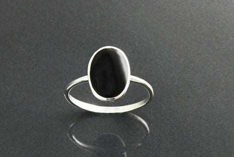 Flat Oval Pendant, Sterling Silver Genuine Black Onyx Gemstone, Small Everyday jewelry, Modern Minimalist Style, Minimalist Stone Pendent.
