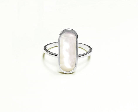 Bague Nacre Ovale Plate Argent 925, véritable Nacre Perlière ovale reflets irisés, bijoux pour tous les jours, style minimaliste moderne
