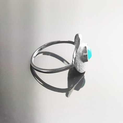Amazonite Ring, Silver 925, Geometric Round Flat Hammered Disc, Small Blue Green Amazonite Stone, Dainty Modern Minimalist Jewelry