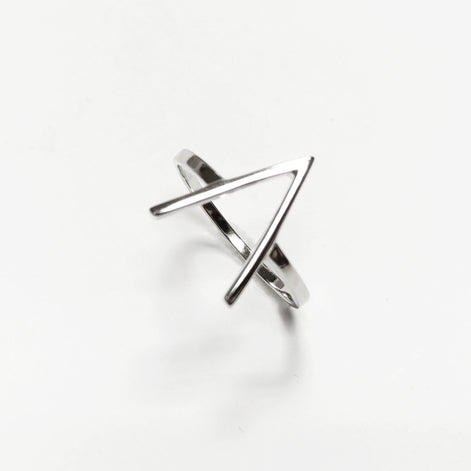 Chevron ring, Sterling Silver, Spike Ring, Modern Triangle Ring, minimalist Peak Ring, Delta Arrowhead, Arrow Point Sharp, V Ring