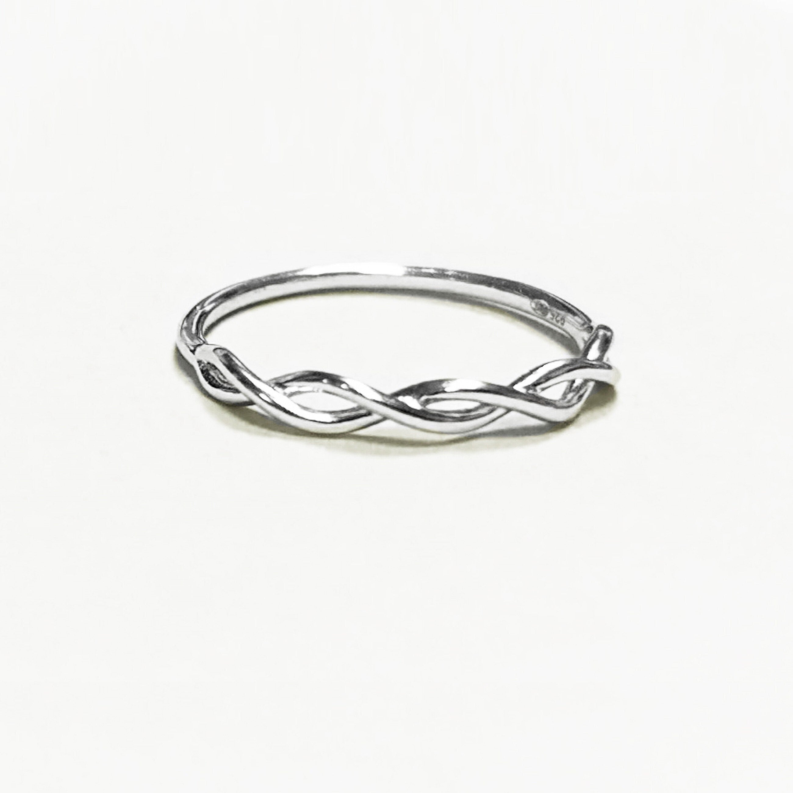 Celtic Braided Ring, Triskele of Spirals, Sterling Silver, Infinity Irish Promise Wedding Band, Love and Fertility, Saint Patrick's day Gift