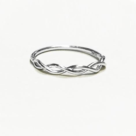 Celtic Braided Ring, Triskele of Spirals, Sterling Silver, Infinity Irish Promise Wedding Band, Love and Fertility, Saint Patrick's day Gift