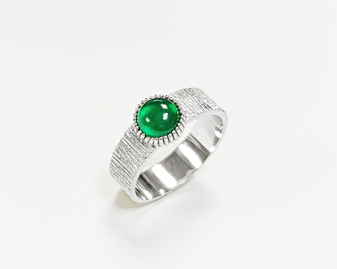 Bague agate verte, argent 925, pierre verte ronde, anneau texturé, bague design moderne, bijou minimaliste, idée cadeau pour elle