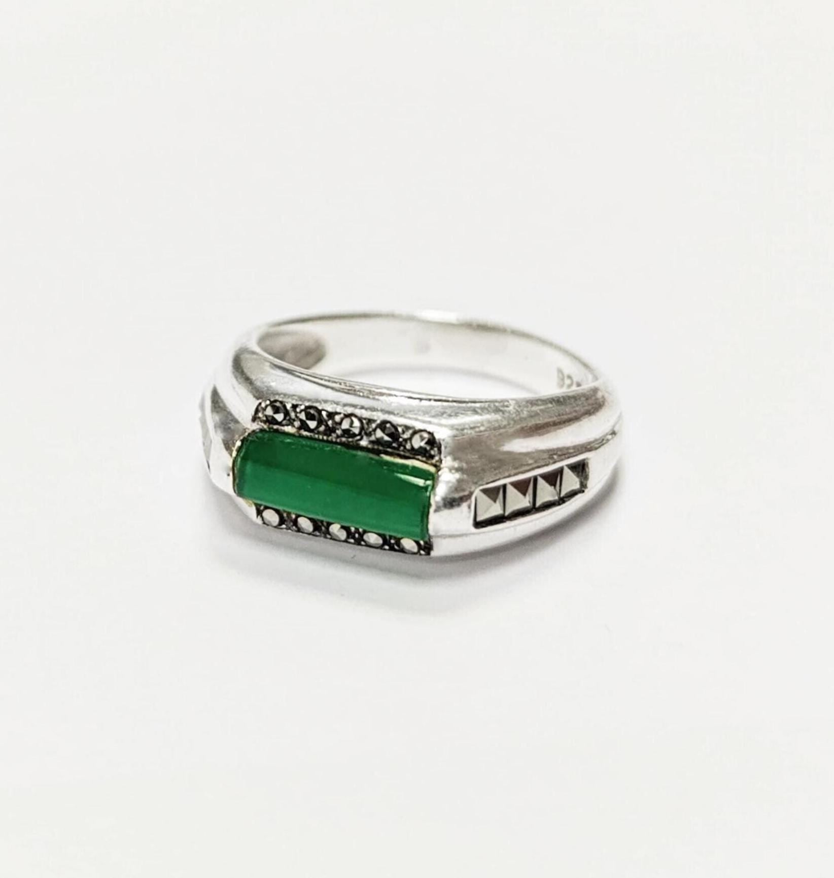 Green Onyx Signet Ring • Sterling Silver • Stylish Vintage Art Deco Style Inspired Jewelry • Rectangular Greenery Agate Stone