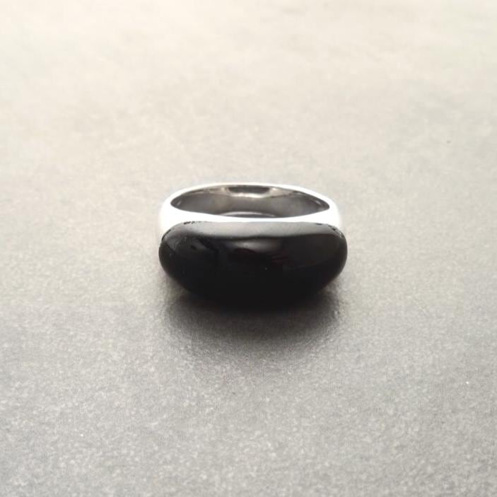 Black Domed Ring - Sterling Silver - Black Onyx Stone, Oval Stone Cabochon Horizontal Stone Band Ring, Dainty Everyday Modern Ring