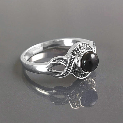 Art Deco Black Onyx Stone Ring, Sterling Silver, Waves Infinity Marcasites Ring, Round Onyx, Antique Retro Inspired Stone Jewelry