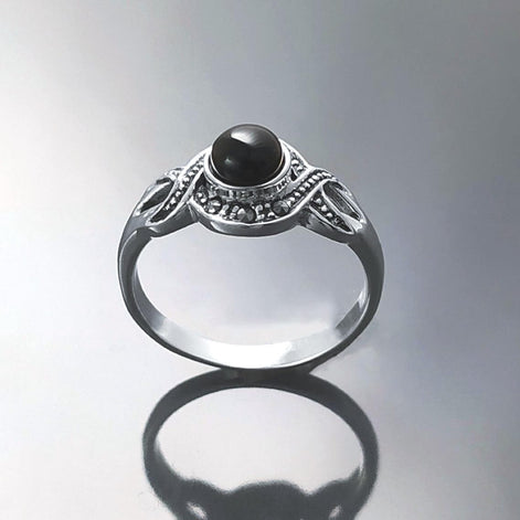 Art Deco Black Onyx Stone Ring, Sterling Silver, Waves Infinity Marcasites Ring, Round Onyx, Antique Retro Inspired Stone Jewelry