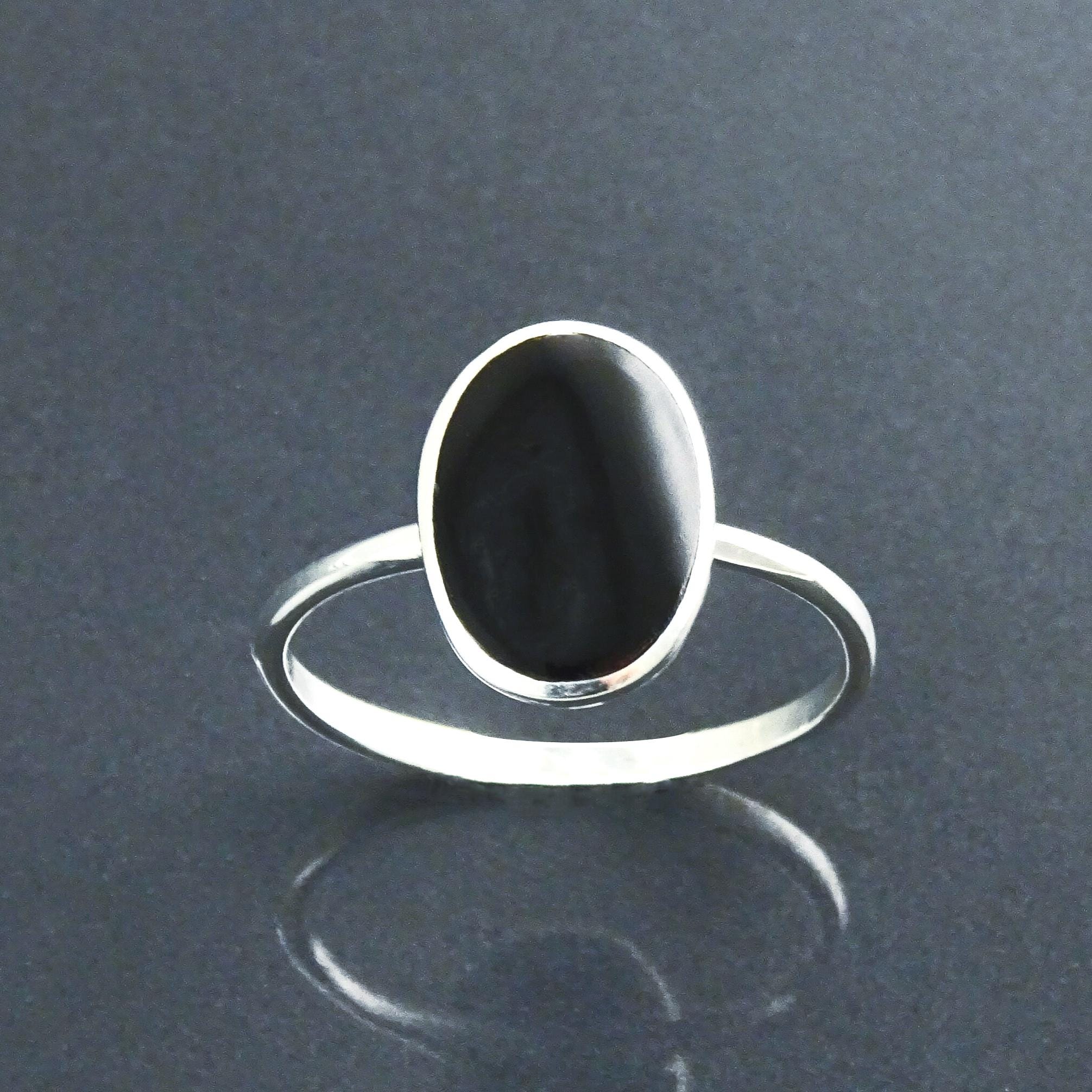 Oval Black Ring, Sterling Silver Ring, Ring with Flat Oval Stone, Genuine Onyx Gemstone, Small Everyday Ring, Modern Ring, Minimalist Ring