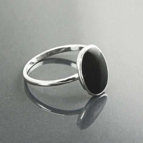 Oval Gray Ring Sterling Silver 925, Ring with Flat Oval Stone, Genuine Hematite Gemstone, Small Everyday Ring, Modern Ring, Minimalist Ring