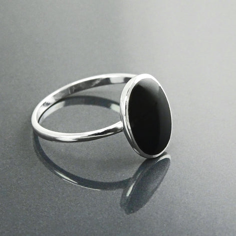 Oval Gray Ring Sterling Silver 925, Ring with Flat Oval Stone, Genuine Hematite Gemstone, Small Everyday Ring, Modern Ring, Minimalist Ring
