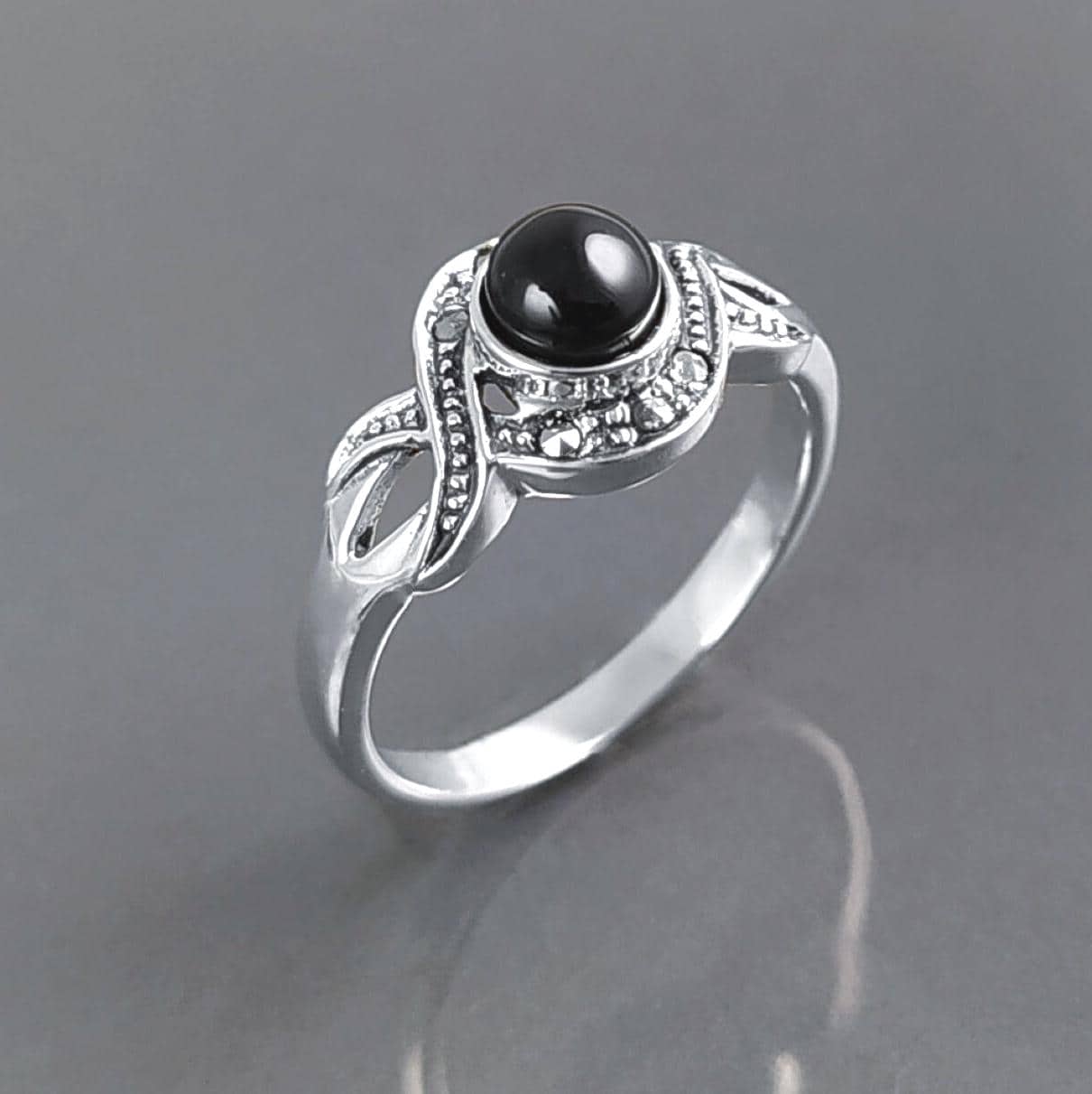 Art Deco Black Onyx Stone Ring, Sterling Silver, Waves Infinity Marcasites Ring, Round Onyx, Antique Retro Inspired Stone Jewelry