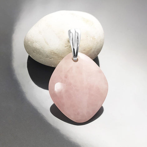 Genuine Oval Quartz PENDANT, Sterling Silver and Natural Rose Quartz Pendant, Veined Pink Stone, Gemstone Birthstone, Stunning Quartz.