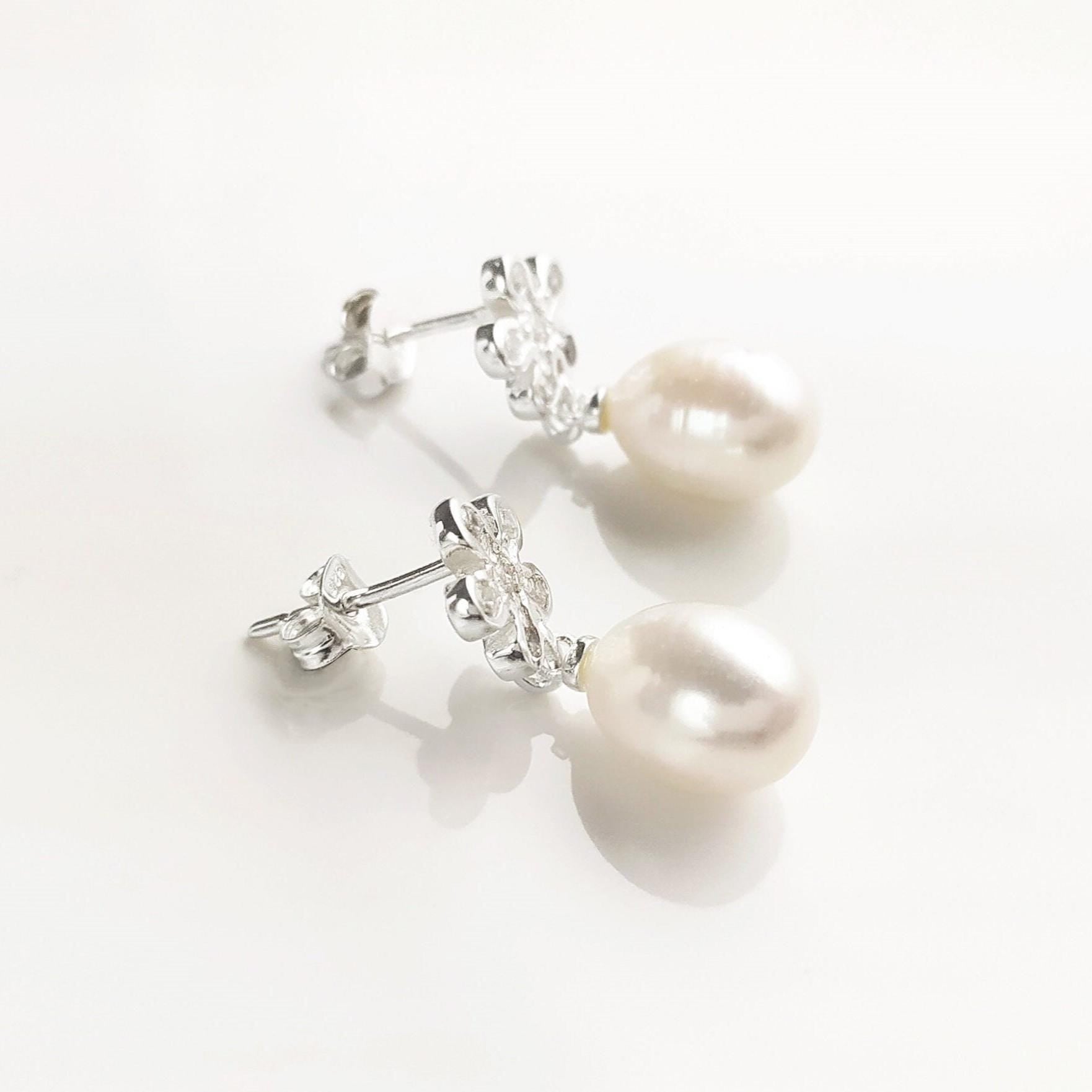 10mm White Shell Pearl Flower Earrings, Sterling Silver 925, Handmade Jewelry