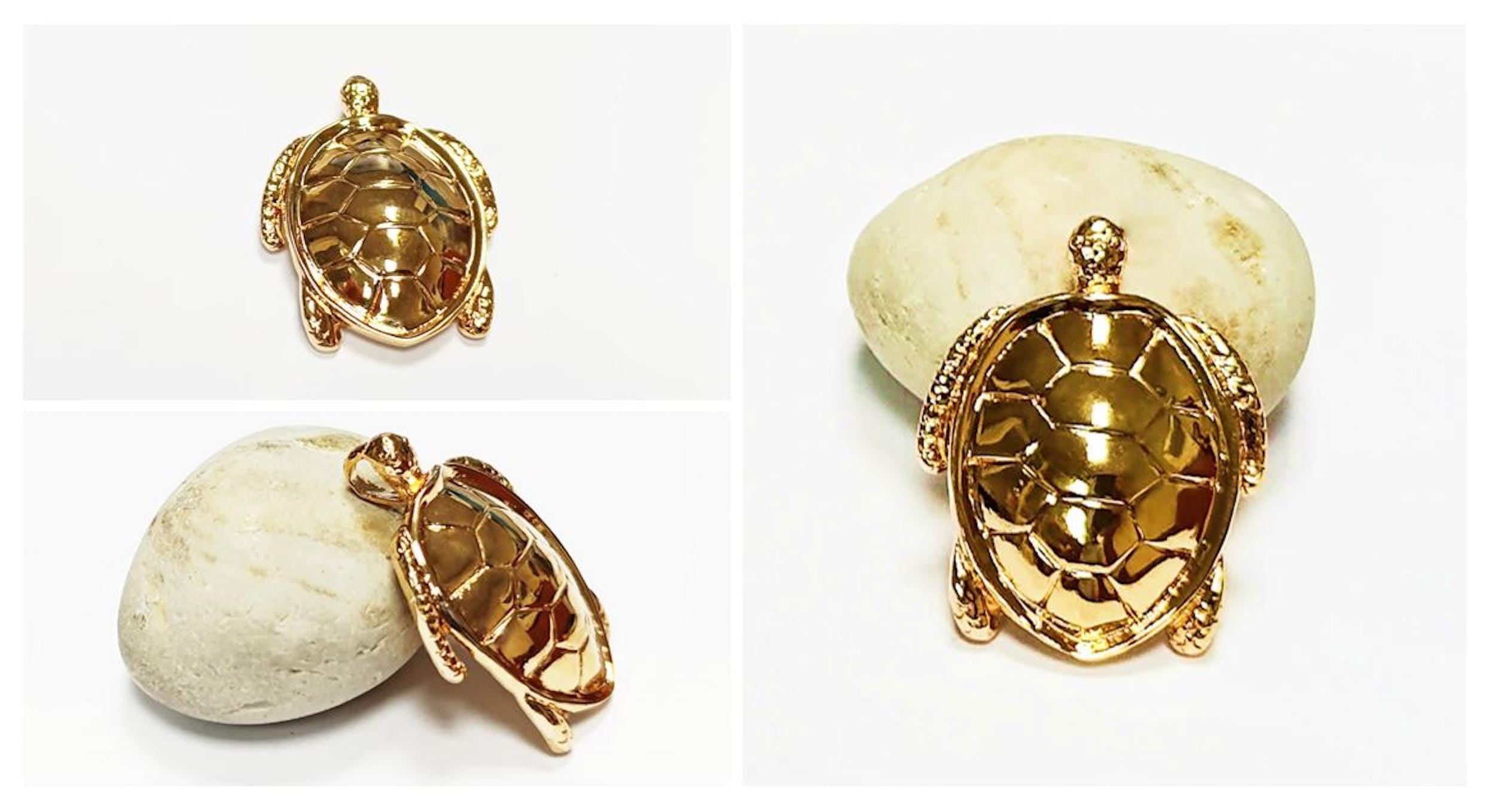 Sea Turtle Brooch & Pendant • 18K Gold-Plated • Ocean Lover Jewelry • Marine Life Inspired Accessory • Tortoise Necklace • Nautical Gift