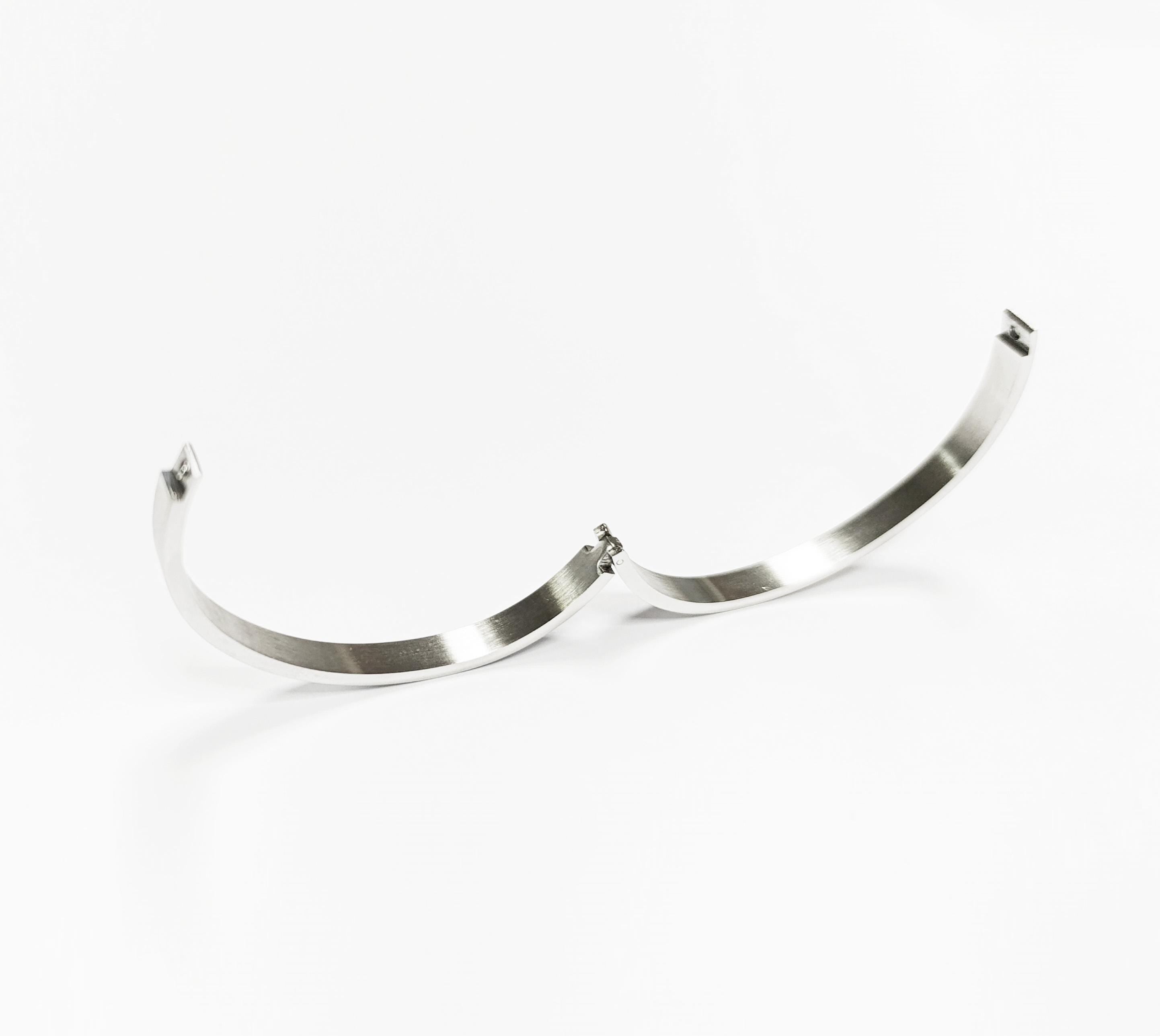 Modern Open Bangle Bracelet • Stainless Steel • Classic Reclosable Bangle • Minimalist Sleek Jewelry • Closable Slim Cuff • Gift for Women