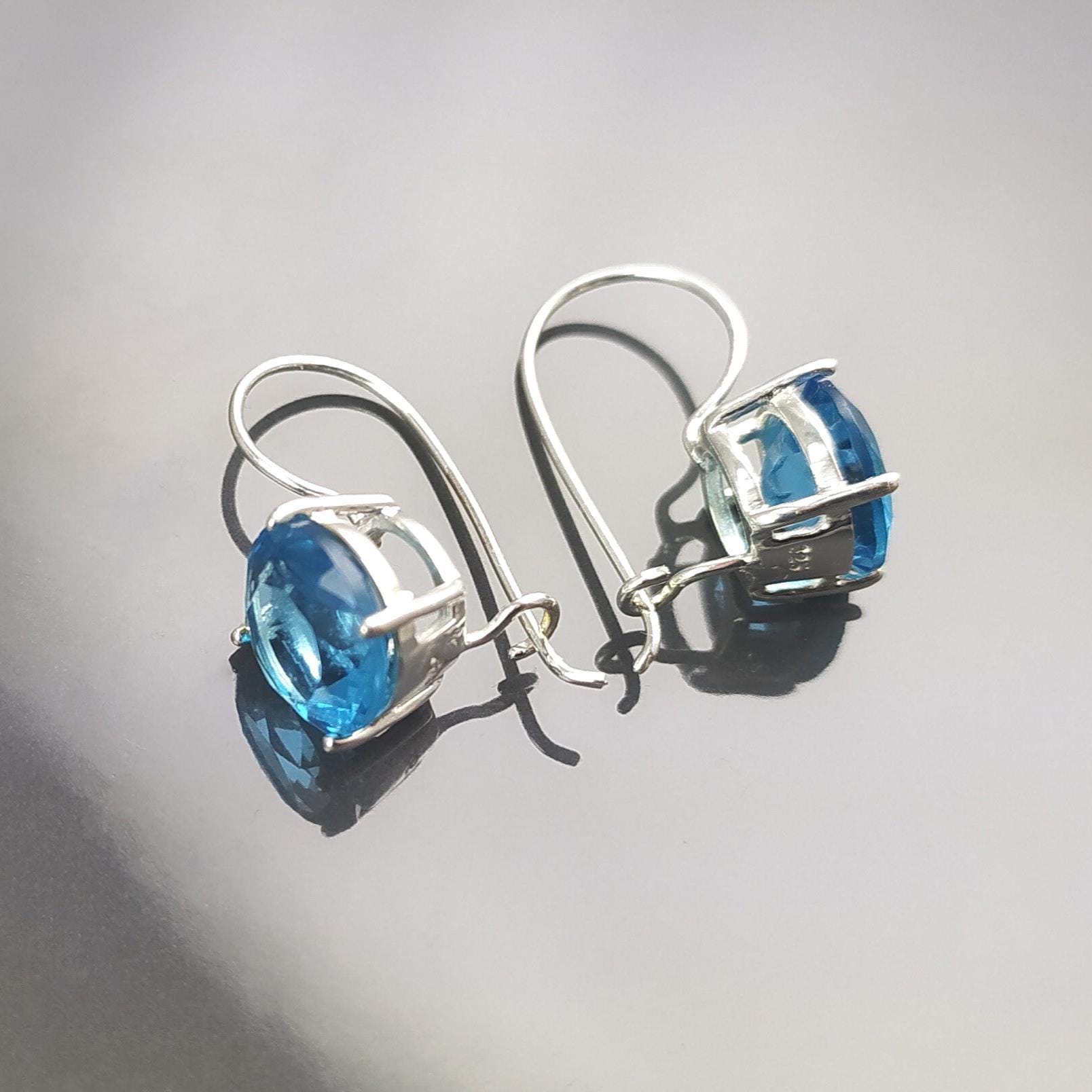 Stone 10mm Clear BLUE Stone Hook Earrings, Sterling Silver, 925 Earrings, Crocheted Earrings, Closed Crocheted Earrings, Blue Glass Stone
