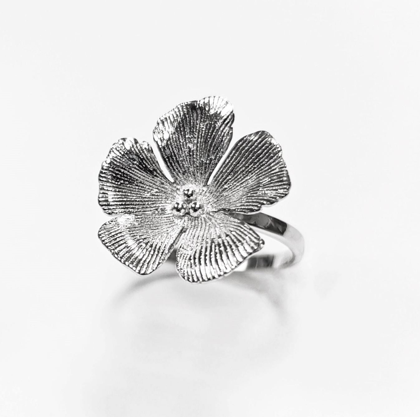 Cherry Flower Ring, Sterling Silver, STURDY Daisies Petals Country Flowers Ring, Blossom Floral Jewelry, Spring Summer Bloom, Nature Gift