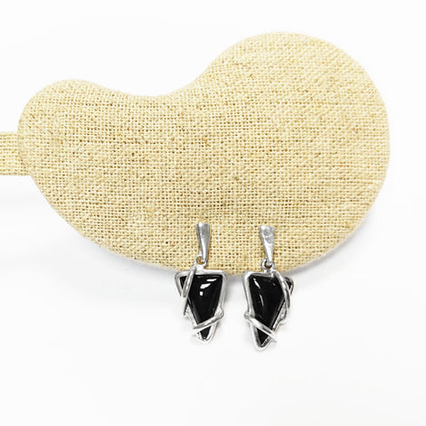 Triangle Onyx Earrings 925 Sterling Silver, Modern Dangle Onyx Stone Earrings, Unique Geometric Triangle Jewelry, Small Stone Earrings