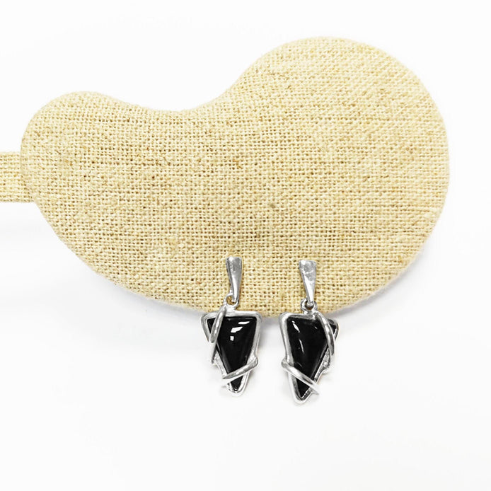 Triangle Onyx Earrings 925 Sterling Silver, Modern Dangle Onyx Stone Earrings, Unique Geometric Triangle Jewelry, Small Stone Earrings