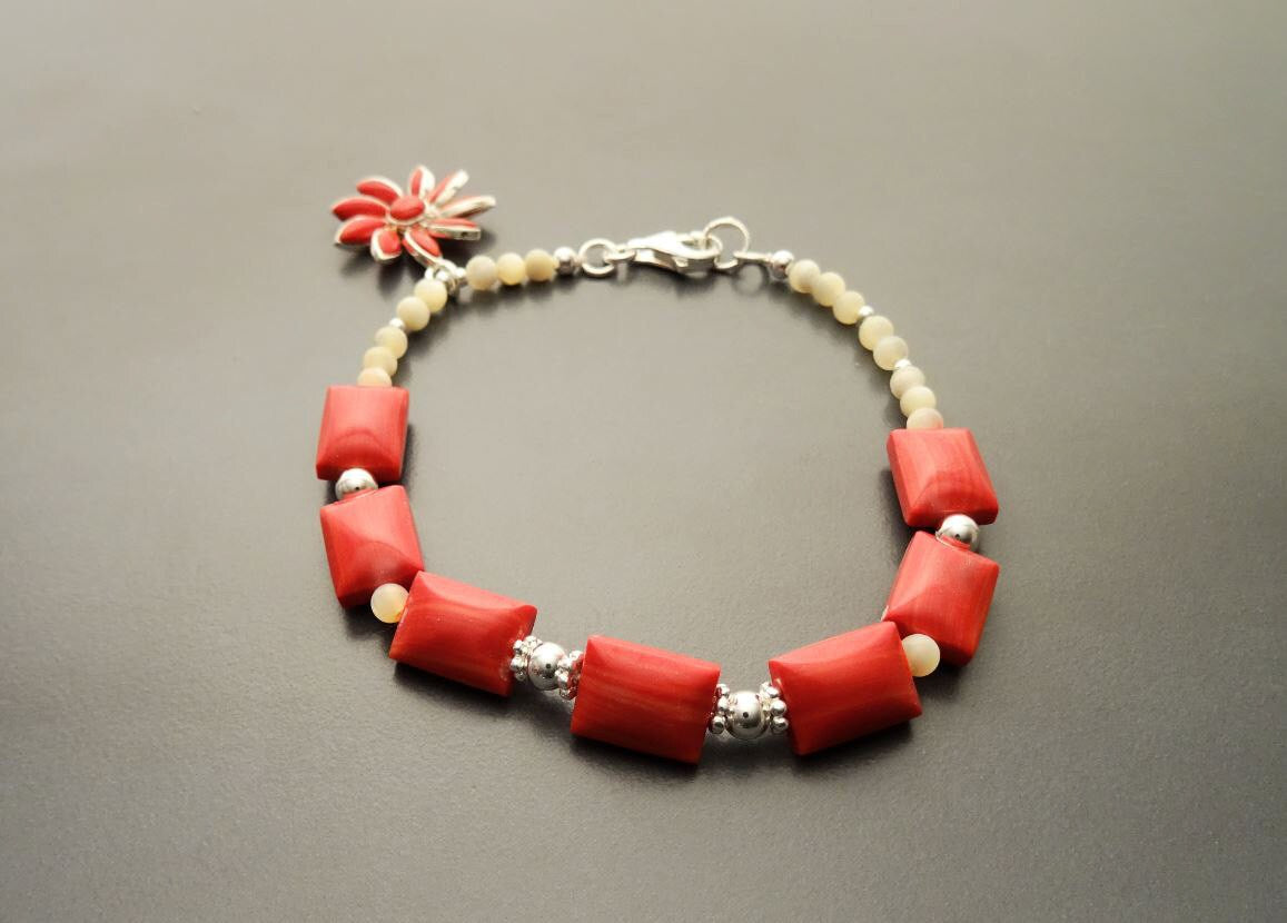 Red Stone Silver Bracelet, Fashion Bracelet, Sterling Silver Red Stones, Genuine White Round Shell Pearls, Red Agater Stone Flower Charm