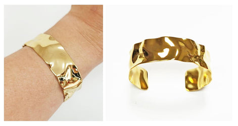 Hammered gold bangle • 18K fine gold • Wide textured open bracelet • Chic contemporary jewelry • Cuff bracelet Gift for women