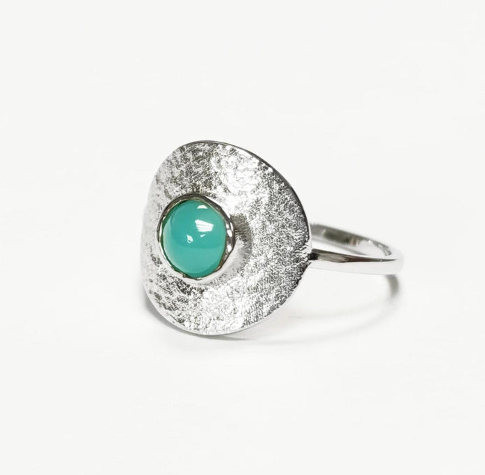 Turquoise Amazonite Ring, Sterling Silver, Geometric Round Flat Hammered Disc, Blue Green Cabochon Stone, Dainty Modern Minimalist Jewelry