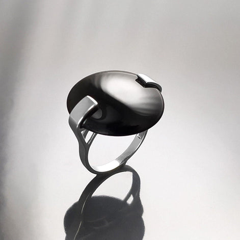 Round Black Ring, Sterling Silver, Statement Onyx Disc Gemstone, Modern Minimalist Jewelry, Domeded Round Stone Ring, Unique Designer Ring