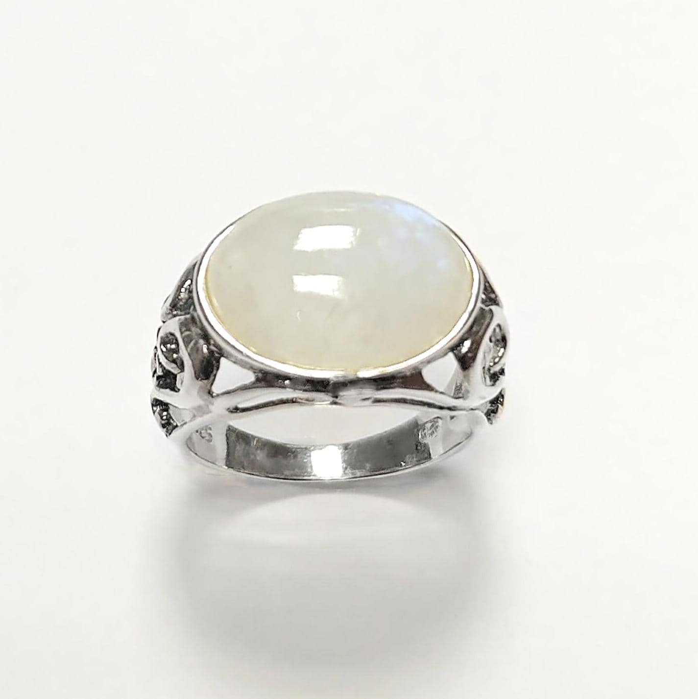 NATURAL Moonstone Ring, 925 Sterling Silver, White Moonstone Oval Domed Stone, Vintage Art Nouveau Design Jewelry, ROMANTIQUE Gift