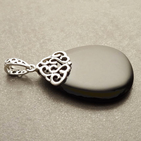 Black Stone Pendant, Sterling Silver, Onyx Oval Stone, Vintage Filigree Necklace, Teardrop Stone, Boho Jewelry, Antique Charm Necklace