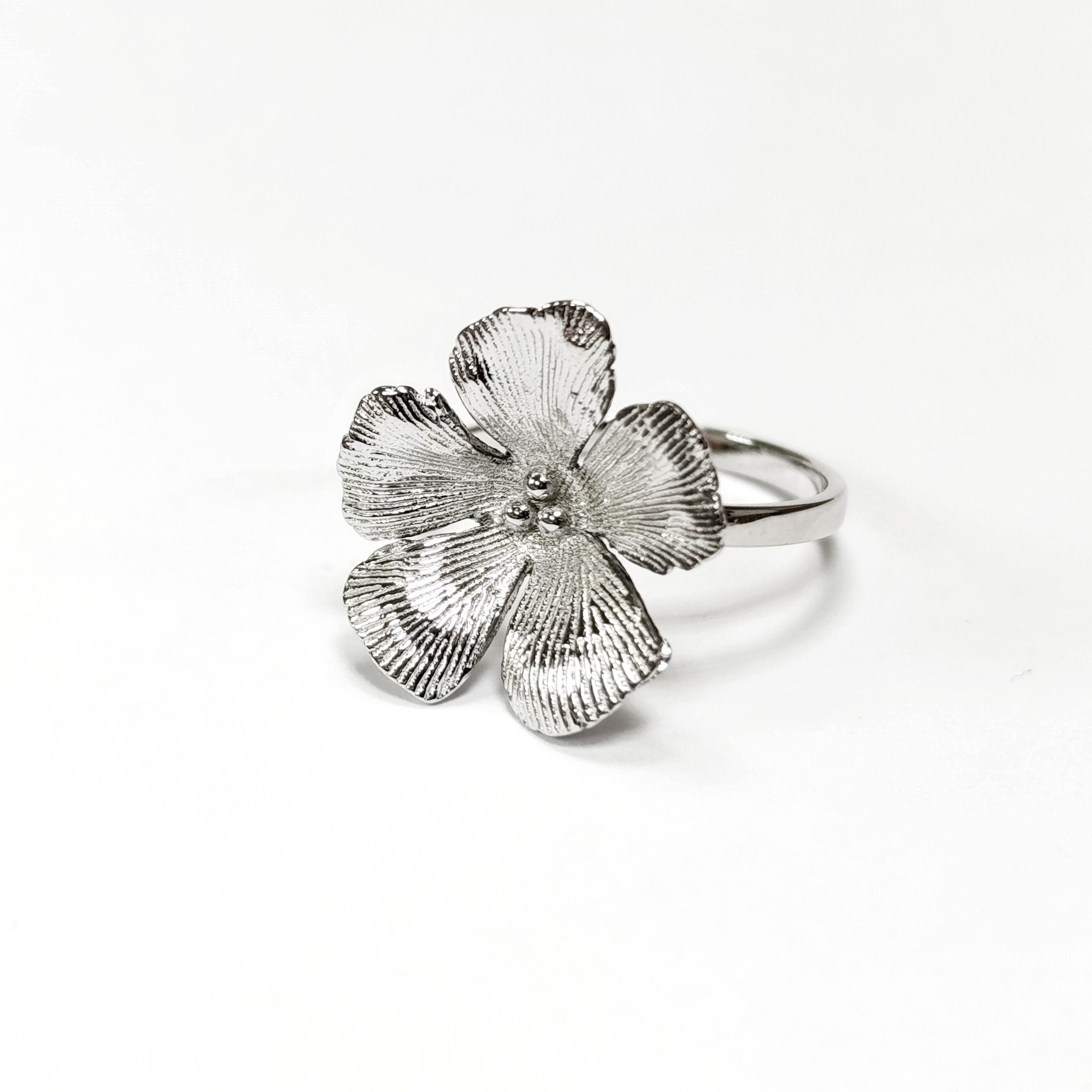 Cherry Flower Ring, Sterling Silver, STURDY Daisies Petals Country Flowers Ring, Blossom Floral Jewelry, Spring Summer Bloom, Nature Gift