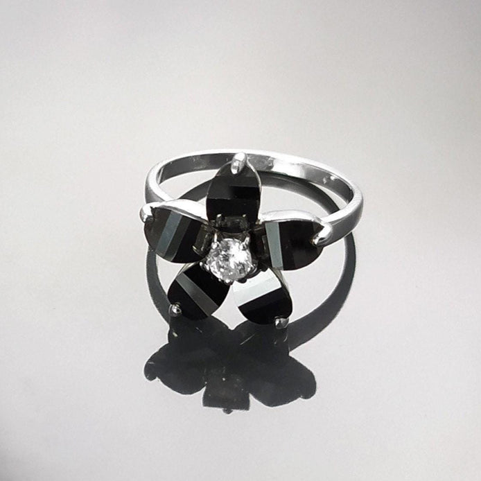 Black Flower Ring, Sterling Silver 925, Black color Zirconias Cz Stones, Bicolor Black and White, Modern Retro Gothic Jewelry
