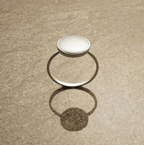 Hematite Sterling Ring 925- Gray Stone Ring - Small Geometric Round Ring - Dainty Ring - Minimalist Stacking Ring Unique