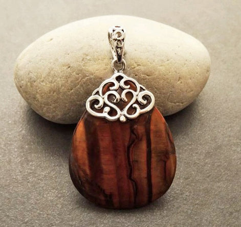 Tiger Eye pendant • 925 Sterling Silver • Lithotherapy Jewelry Protection • Genuine Stone