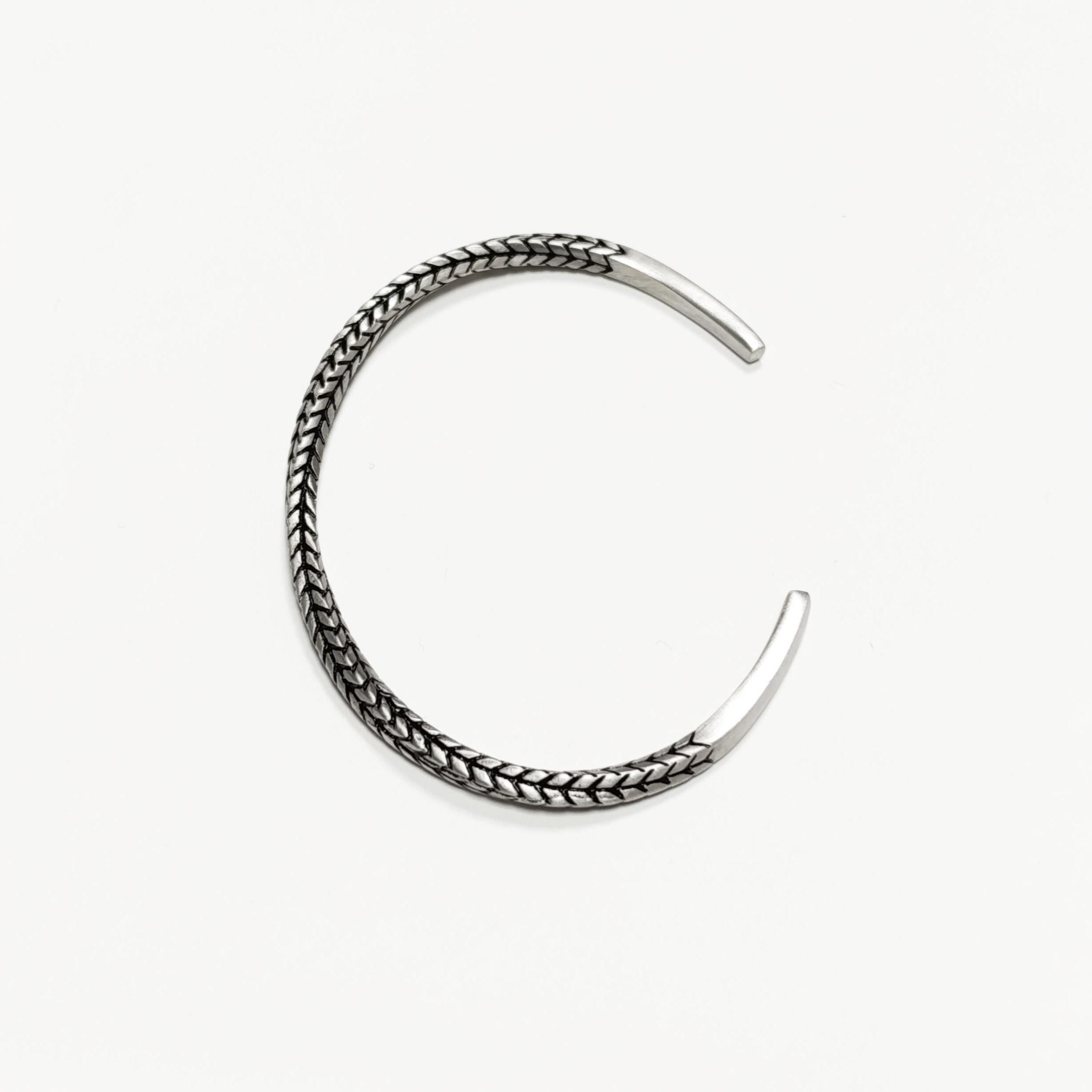 Open Rope Bangle • Stainless Steel • Modern Rigid Bracelet • Minimalist Unisex Jewelry • Slim Cuff