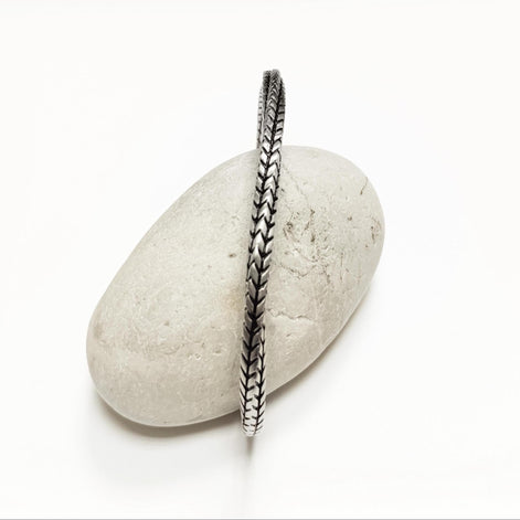 Open Rope Bangle • Stainless Steel • Modern Rigid Bracelet • Minimalist Unisex Jewelry • Slim Cuff