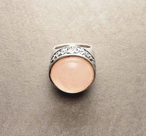 Rose Quartz Sterling Silver Ring, Vintage Victorian Design, Statement Pink Vintage Designed Pattern