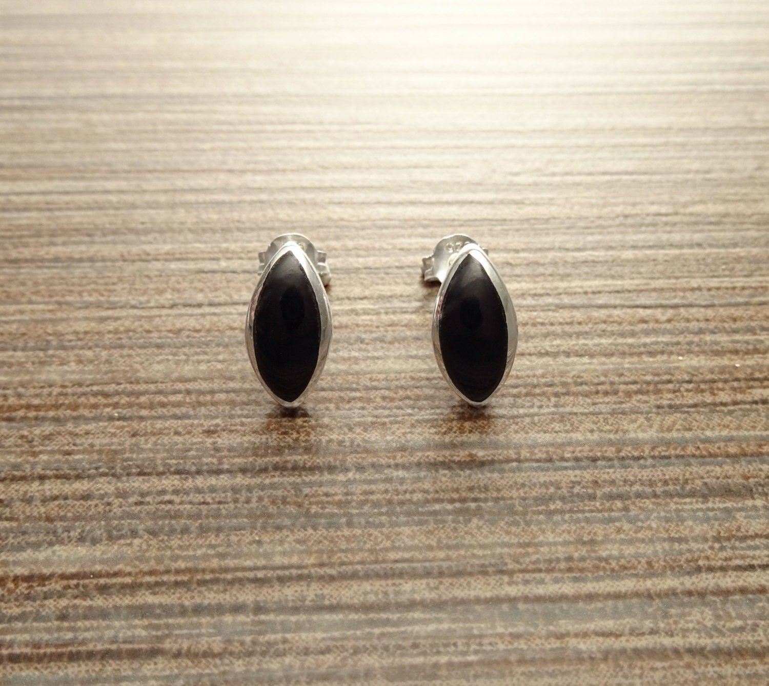 Black Oval Pendant - 925 Sterling Silver Pendant, Almond Shape, Black Onyx Pendant, Minimalist Pendant, Gemstone Modern Pendant, Black Stone