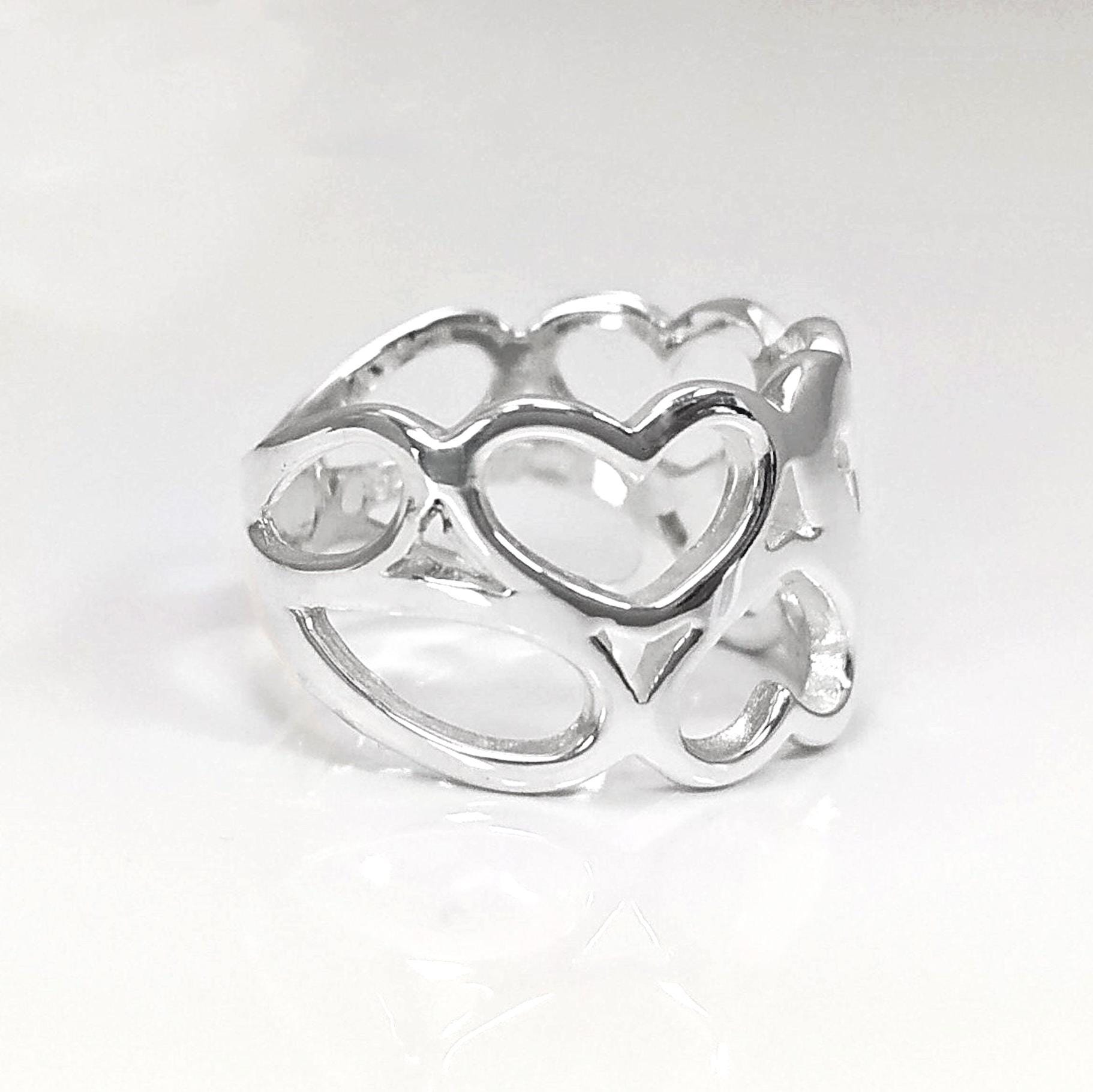 Sterling Silver Heart Pattern Filigree Band Ring