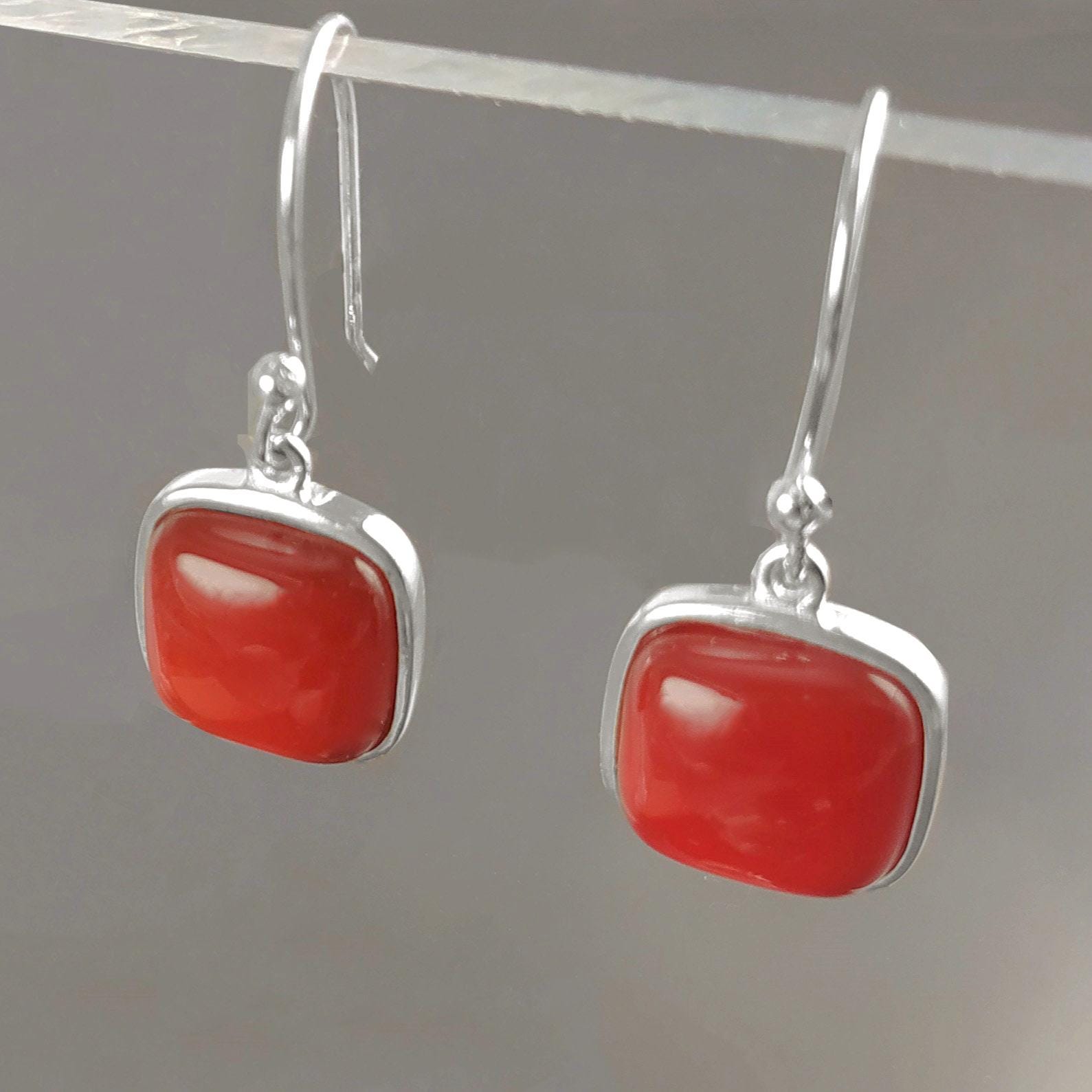 Red Square Pendant, Rounded, Sterling Silver, Ganuine RED Agate Gemstone, big red stone, Geometric Minimalist Jewelry. 925 and Gemstone.