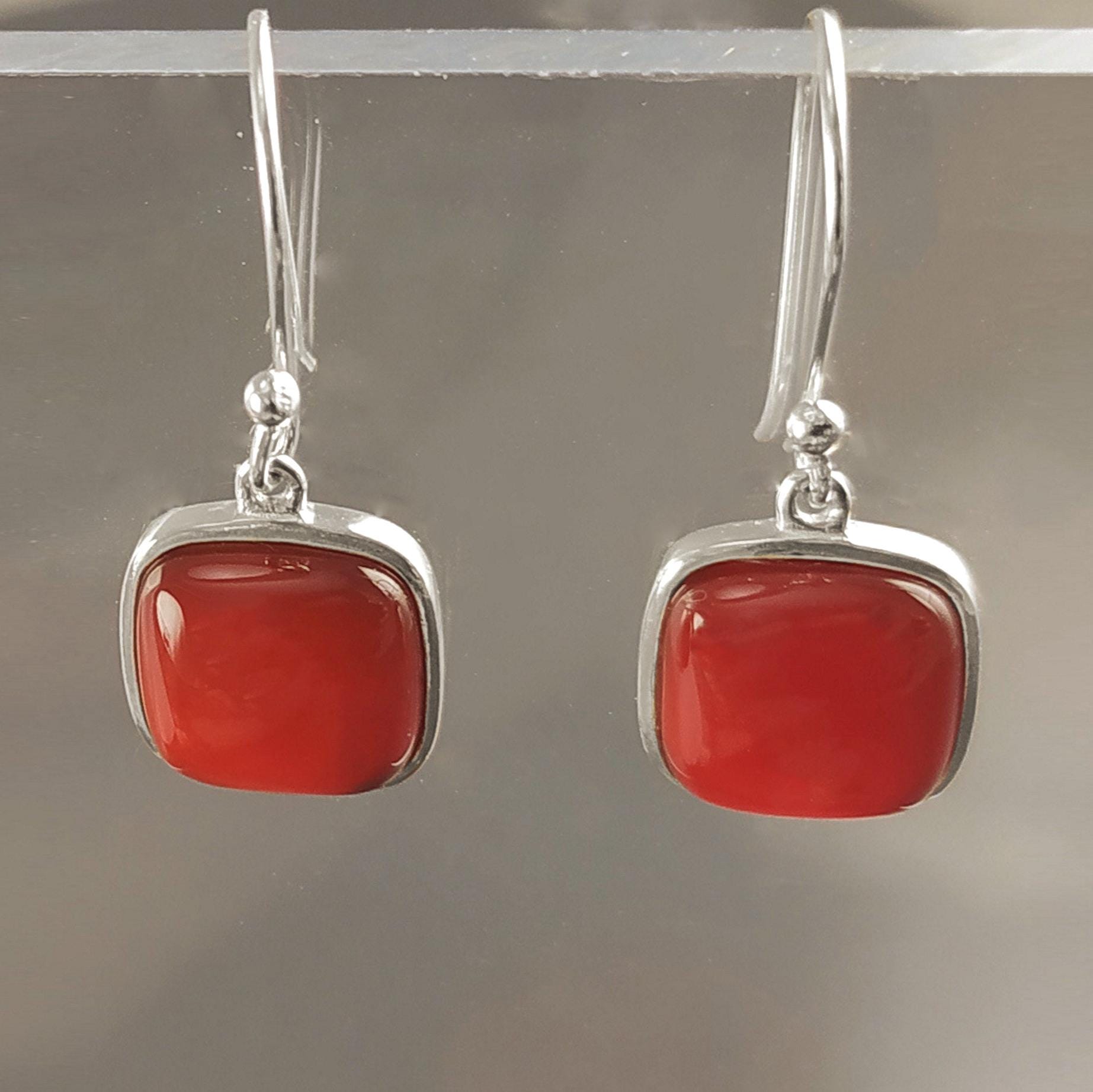 Red Square Pendant, Rounded, Sterling Silver, Ganuine RED Agate Gemstone, big red stone, Geometric Minimalist Jewelry. 925 and Gemstone.