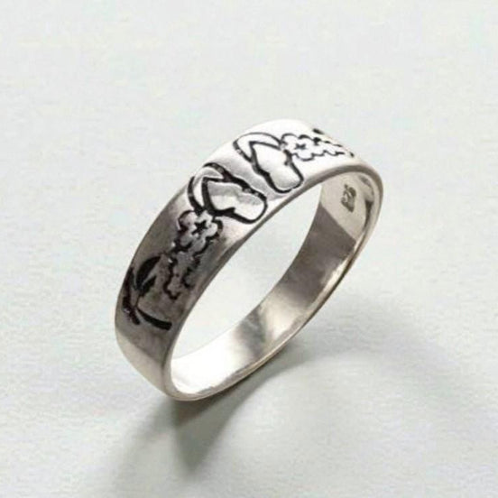 Hawai Beach Sterling Silver Ring with Black engraved Palm Tree and Flip-Flops  Pattern. Unique Handmade Thumb Band with a Tribal Style.